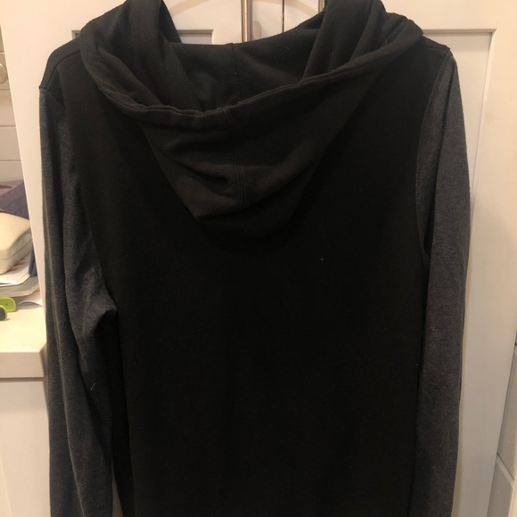 Holden Sweatshirt - Picture 5 of 6